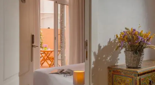 Двухместный номер Standard с красивым видом из окна Antonios Hostal