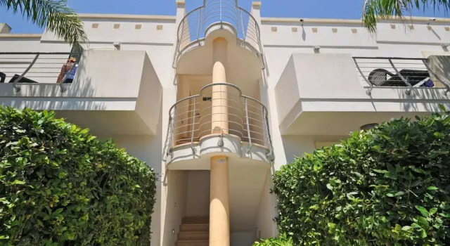 Residence Arainn Castro - Pool Sleeps 4 Wifi, Buchen Sie Ferienwohnung Hotels in Ugento mit Parkplatz, Parkplätze