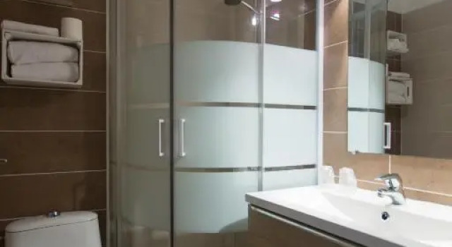 Standard Perhe huone parvekkeella Hotel Albizzia