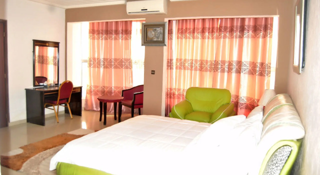 Riviera Hotel Benin, Rezervovat Hotel Hotely v centru Cotonou, hotely v centru Cotonou