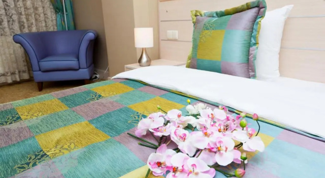Полулюкс Classes Hotel Airport