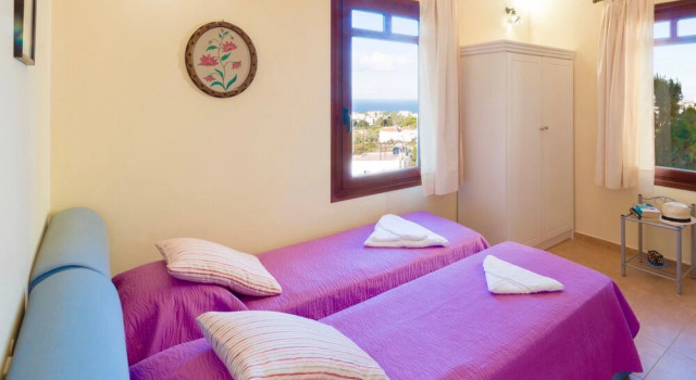 Aphrodite Villa, Boek Villa Almirida Kreta