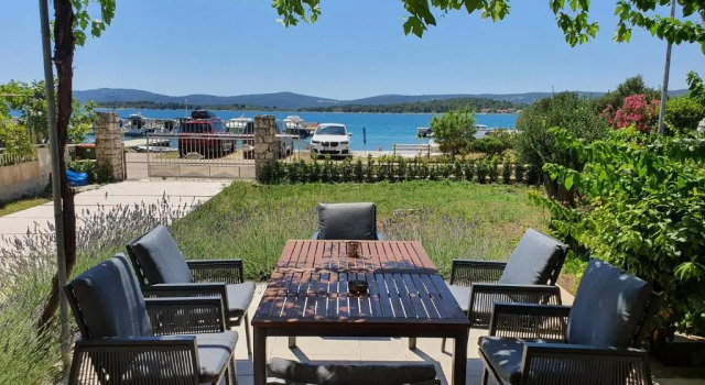 Апартаменты Deluxe с 2 комнатами с видом на море Apartments Villa Oliva
