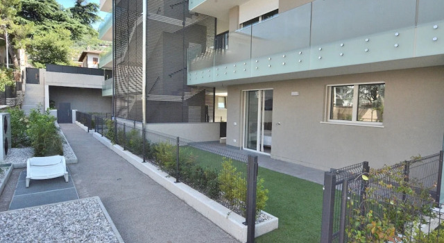 Apartment Terre Scaligere With Pool