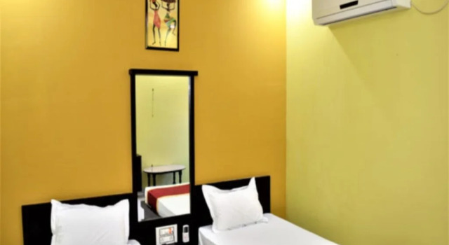 Hotel Vrindavan, Prenota Hotel Pali Rajasthan