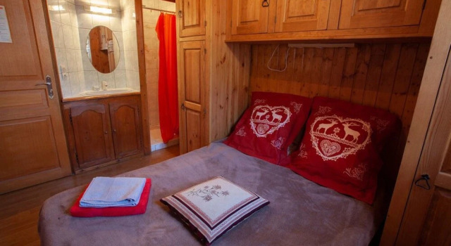 Chalet JB 2000, Забронировать Шале Виллы Овернь-Рона-Альпы, Вилла
