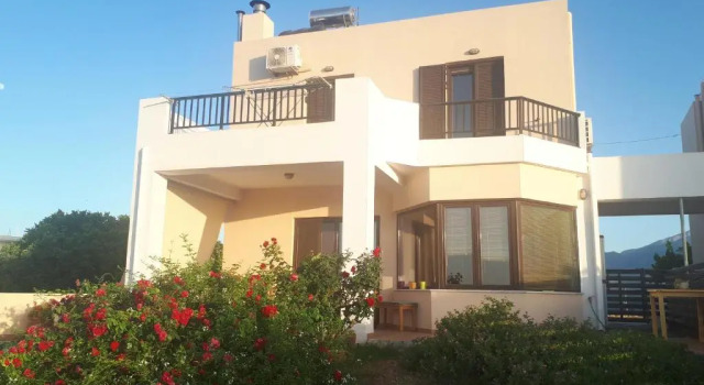 Immaculate 3-bed House in Chania, Book Hotel Aptera West Crete