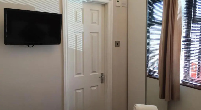 Номер Standard Dockside Hotel