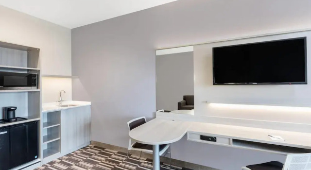 Sviitti Microtel Inn & Suites By Wyndham Perry