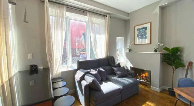 Beautiful 3 Bdrm 2 Bath Private Luxury Townhouse!, Забронировать Отель Гринвич-Виллидж Нью-Йорк, рядом с Sheridan Square