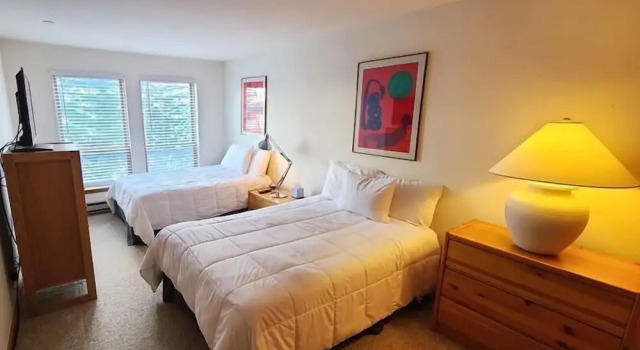 Номер Standard Northwoods Condo Private Ski-In Ski-Out Access to Vail Mountain by RedAwning