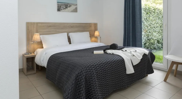 Апартаменты Résidence Odalys Le Village des Amareyeurs