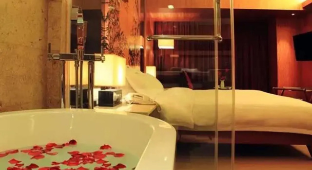 Люкс Grand Mercure Dongguan Humen
