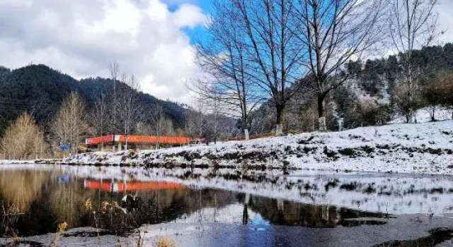 Banshan Light Luxury Homestay, Prenota Hotel Hotel a Yunnan con parcheggio, Parcheggio