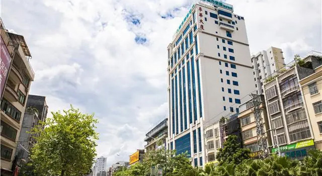 City Comfort Inn Zhanjiang Suixi Quanfeng Plaza, Boek Hotel Hotels in Guangdong met parkeren, Parkeren