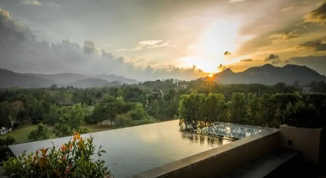 Люкс atta Lakeside Resort Suite
