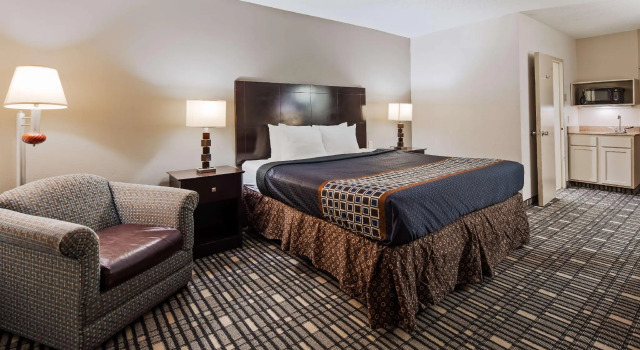 Двухместный номер Accessible Standard SureStay Plus Hotel by Best Western Lubbock Medical Center
