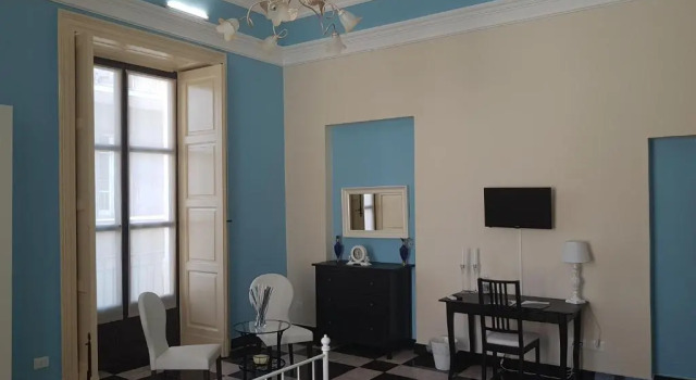 Standard Doppel Zimmer mit Balkon Central Suites Catania