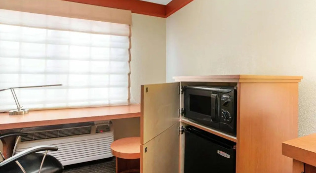 Номер Standard La Quinta by Wyndham Raleigh Cary