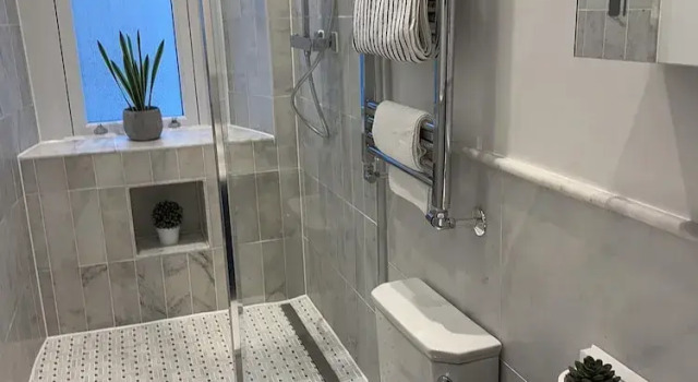 Апартаменты JOIVY Stunning Ground-floor 2bedrm New Town Apt