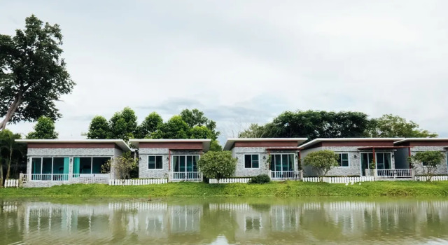 Бунгало с 2 комнатами с балконом Rai Fahpratan Home and Garden