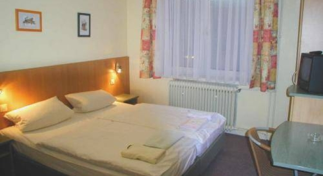 Matthäus, Reserva ahora Hotel Offenbach Hesse, cerca de Estadio Sparda Bank Hessen