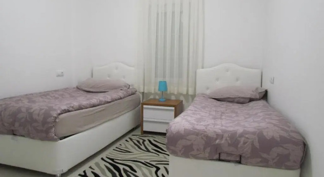 Side Aquamare Residence