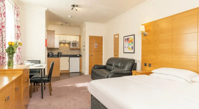 Студия Teddington Lodge
