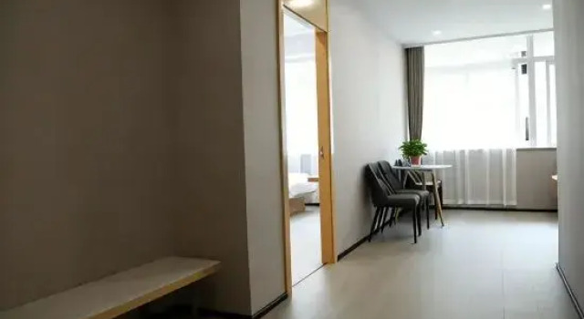 Люкс Deluxe Homeinn Ripple Yun Hotel (Anqing Yuexi County Swan Square)