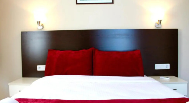 Двухместный номер Deluxe с видом на бассейн Dove Apart Hotel