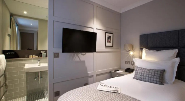 Одноместный номер Standard 54 Queens Gate Hotel