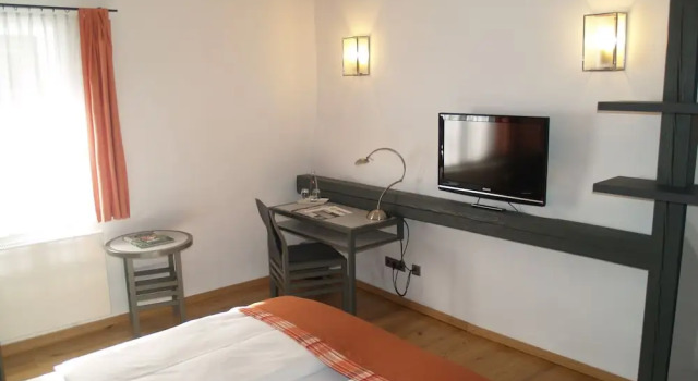 Hotel Kloster Eberbach, Забронировать Отель Отели Эльтвилле-на-Рейне 3 звезды, 3*