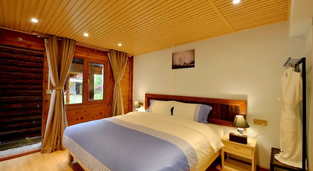 Двухместный номер Standard с видом на сад Lijiang Guanlanyue Inn