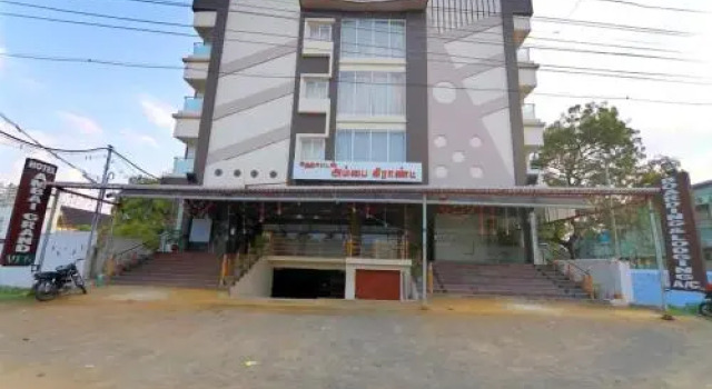 Hotel Ambai Grand, Забронировать Отель Недорогие отели штата Тамилнада, недорого