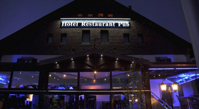 Galion Hôtel & Restaurant, Забронировать Отель Шезо-сюр-Лозанн 