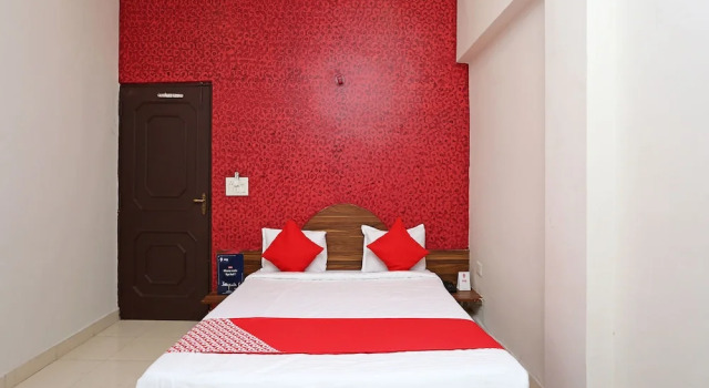 Двухместный номер Standard OYO 7859 Hotel Gurukripa