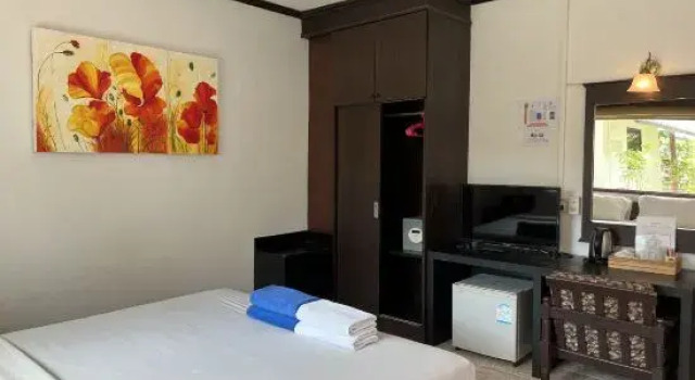 Номер Standard с видом на сад Golden Bay Cottage