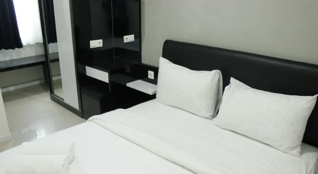 Direct Access to Pool 2BR Apartment at Parahyangan Residence, Boek Appartement Hotels in Bandung met parkeren, in de buurt van Parahyangan Catholic University, Parkeren