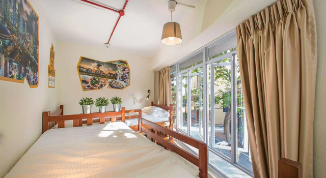 Quarters Hostel
