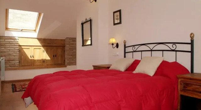 Alojamientos Rurales Navahondona, Забронировать Отель Отели Sierra de Cazorla, Segura y Las Villas Nature Reserve с парковкой, Парковка