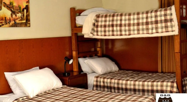 B&B Tradiciones, Varaa Bed and Breakfast Hotellit Provincia de Lima pysäköinnillä, Pysäköinti