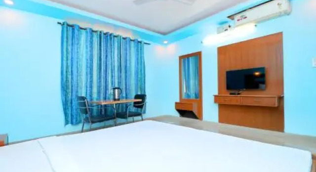 SPOT ON 37137 Hill View, Забронировать Отель Отели Нахан с парковкой, Парковка