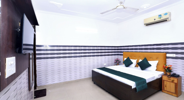 Двухместный номер Deluxe Hotel S2 Residency Near Railway Station Chandigarh