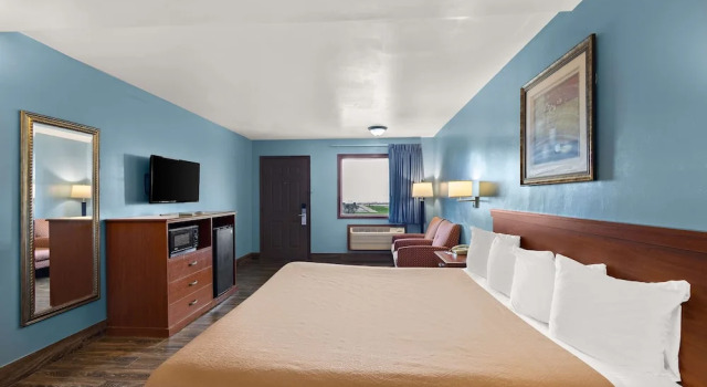 Двухместный номер Standard с балконом Americas Best Value Inn Celina