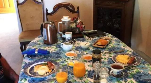 Номер Deluxe Home Hospitality Hamilton