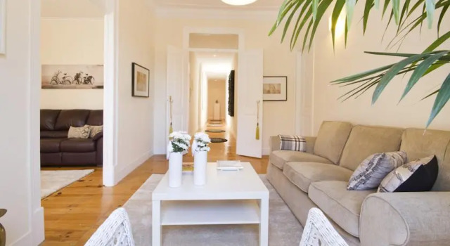 Lisbon Glow Apartment