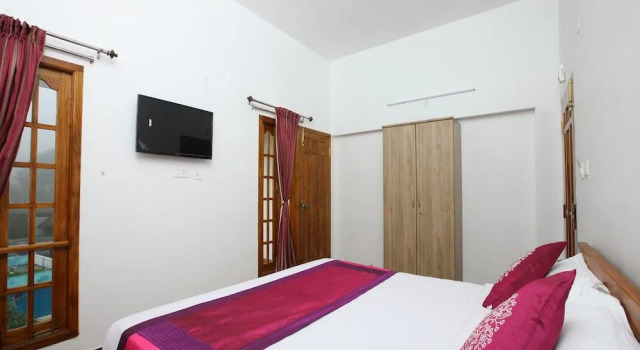 OYO 13607 Sri Akilambiga Residency, Забронировать Отель Отели штата Тамилнада с завтраком, Завтраки