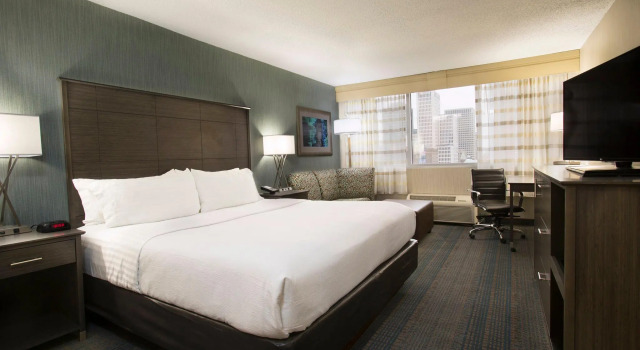 Двухместный номер Standard Holiday Inn Columbus Dwtn-Capitol Square by IHG