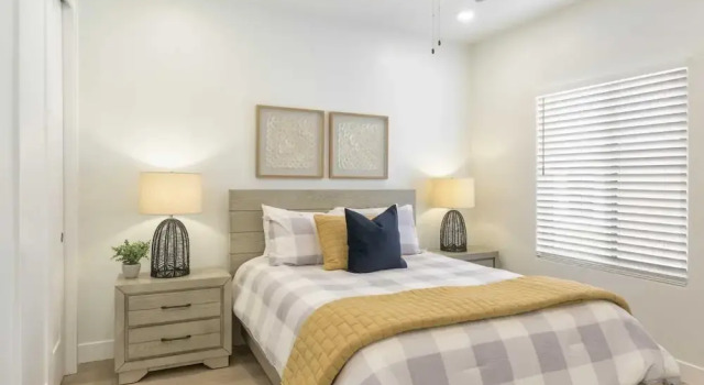Camelot by RedAwning, Varaa Lomakoti St. George 