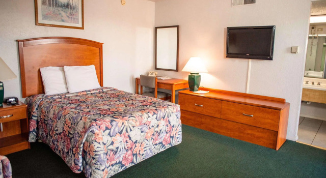 Четырёхместный номер Standard Wayfarer Inn Woodward